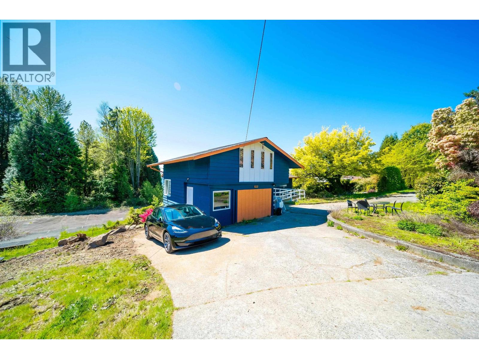 House in West Vancouver - Image 18