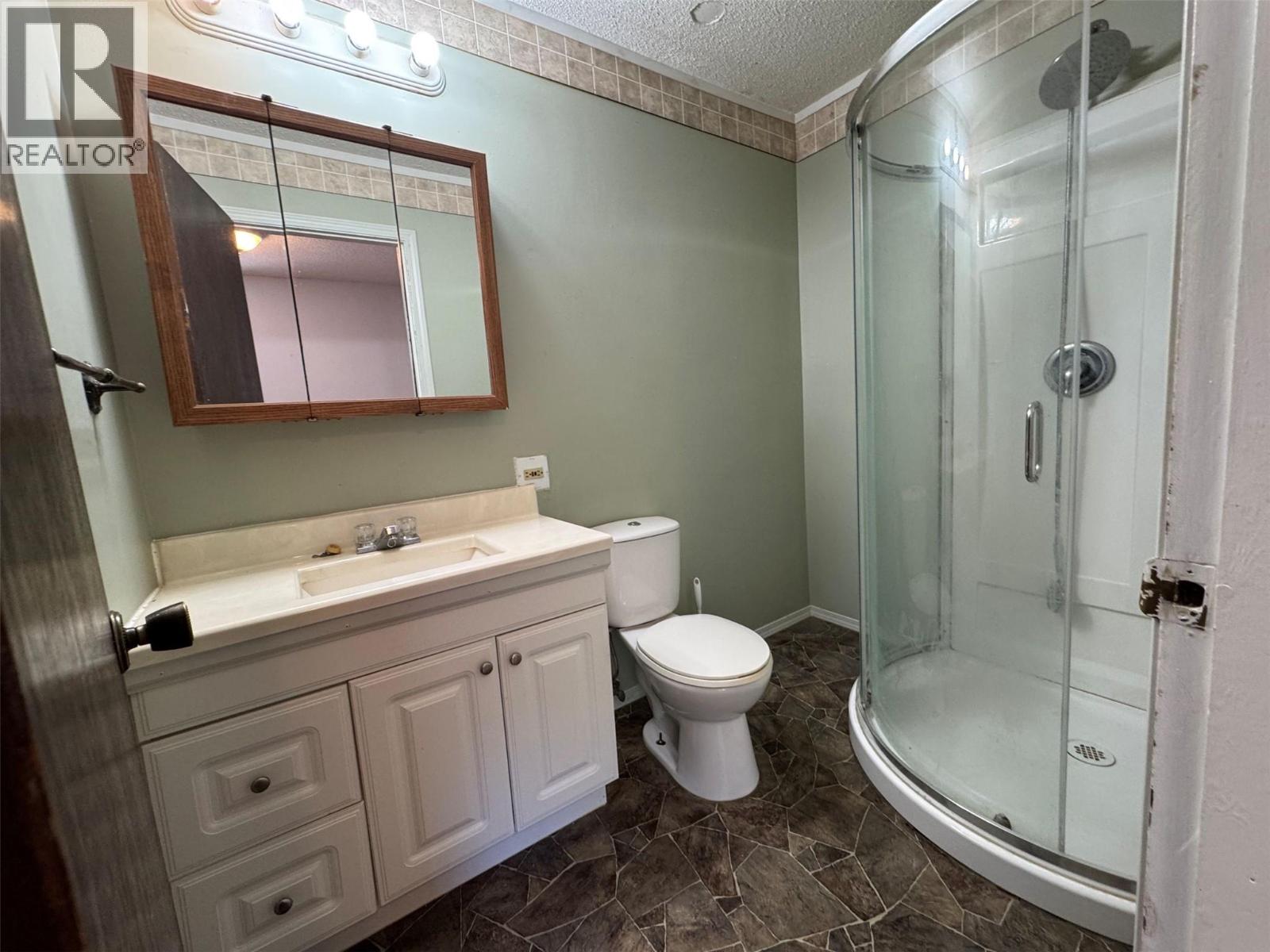 568 N KIMBERLY AVENUE - 11