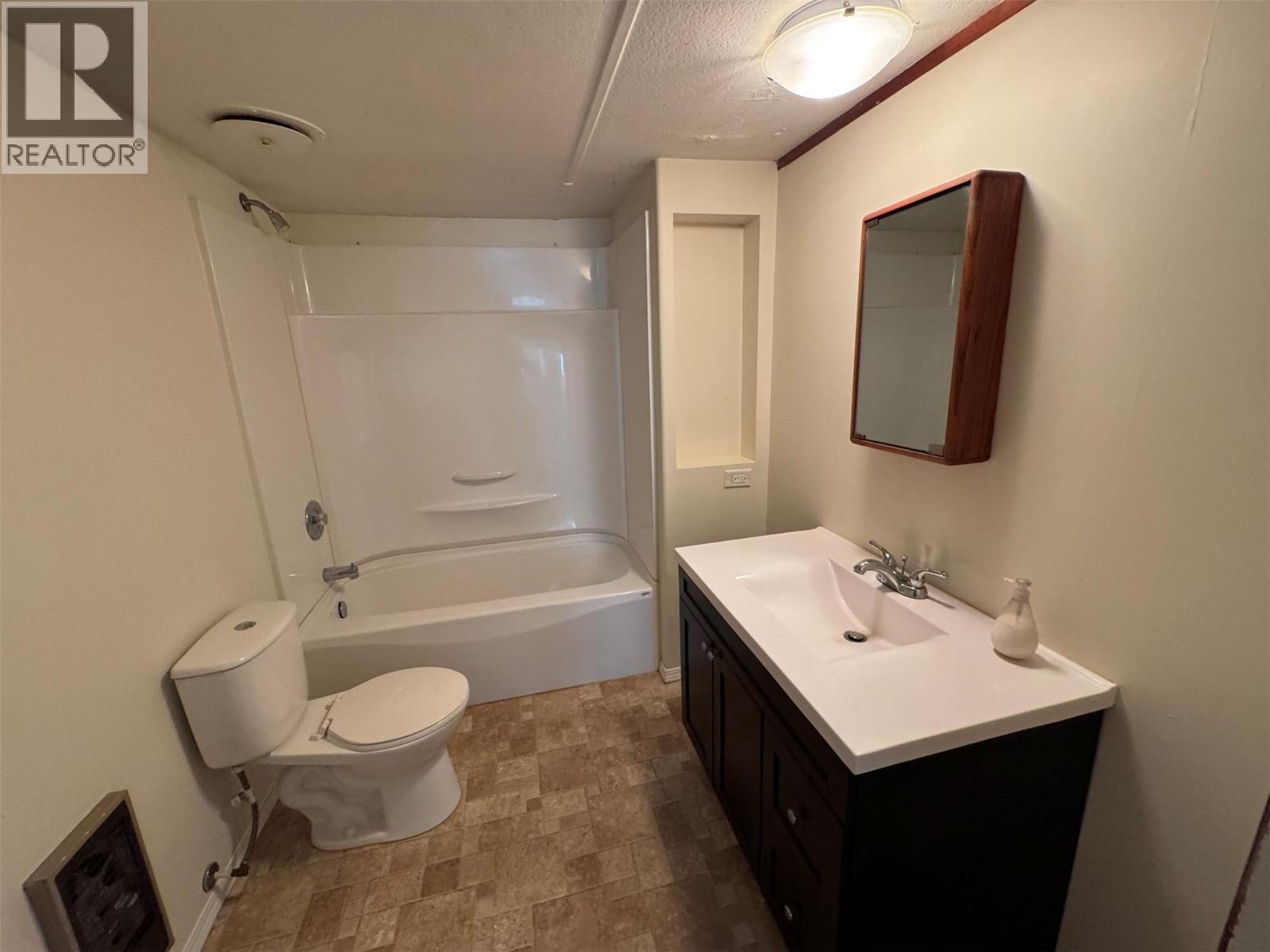 568 N KIMBERLY AVENUE - 13