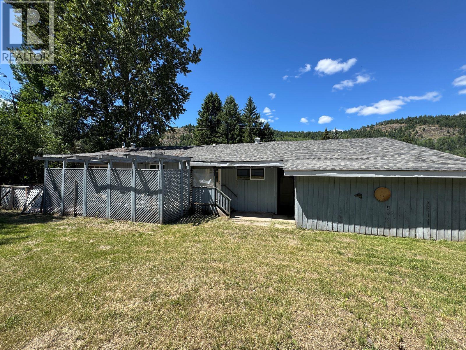 568 N KIMBERLY AVENUE - 18