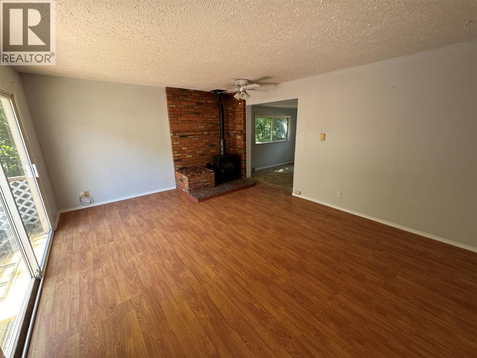 568 N KIMBERLY AVENUE - 7