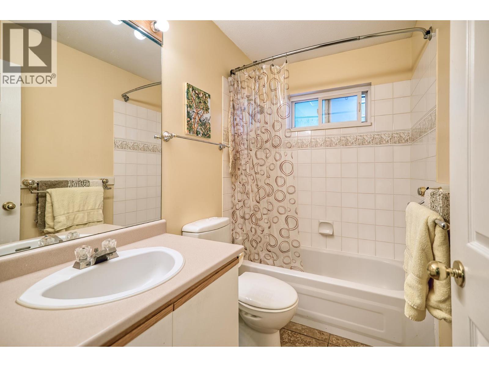 7955 CONNOR ROAD, Halfmoon Bay