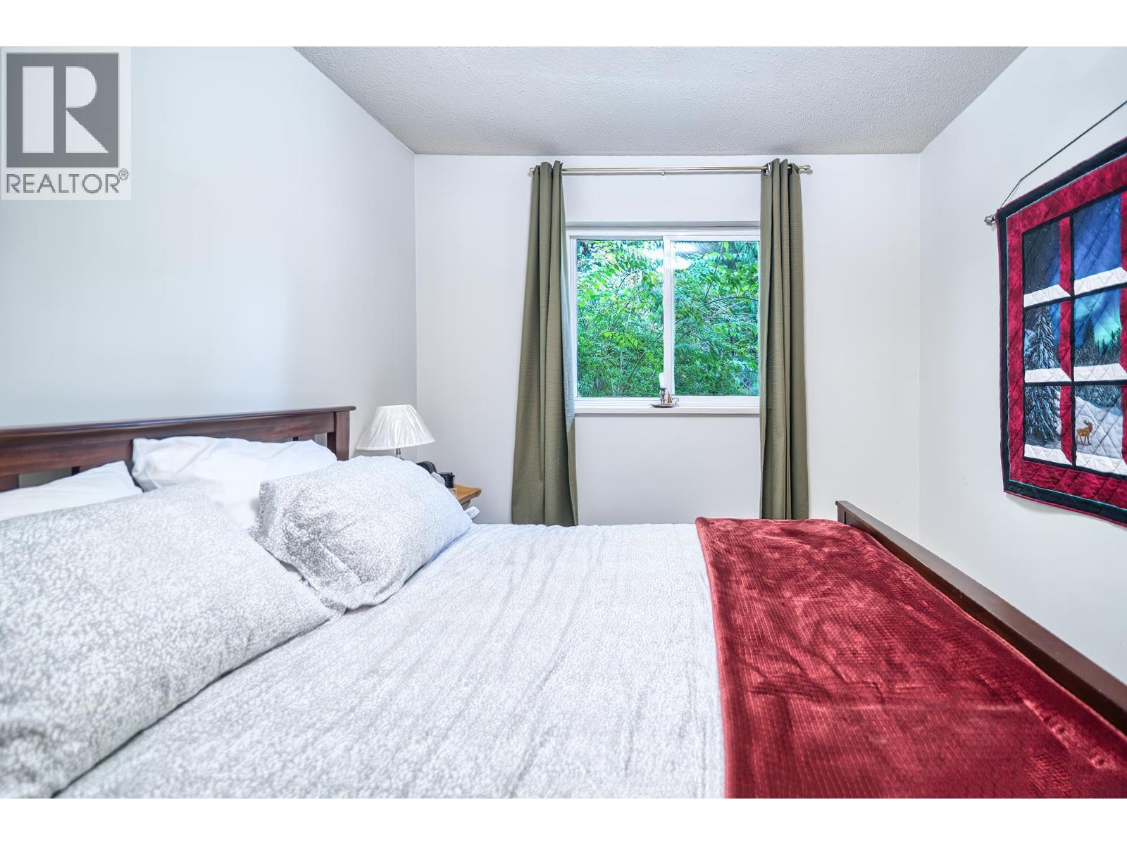 7955 CONNOR ROAD, Halfmoon Bay