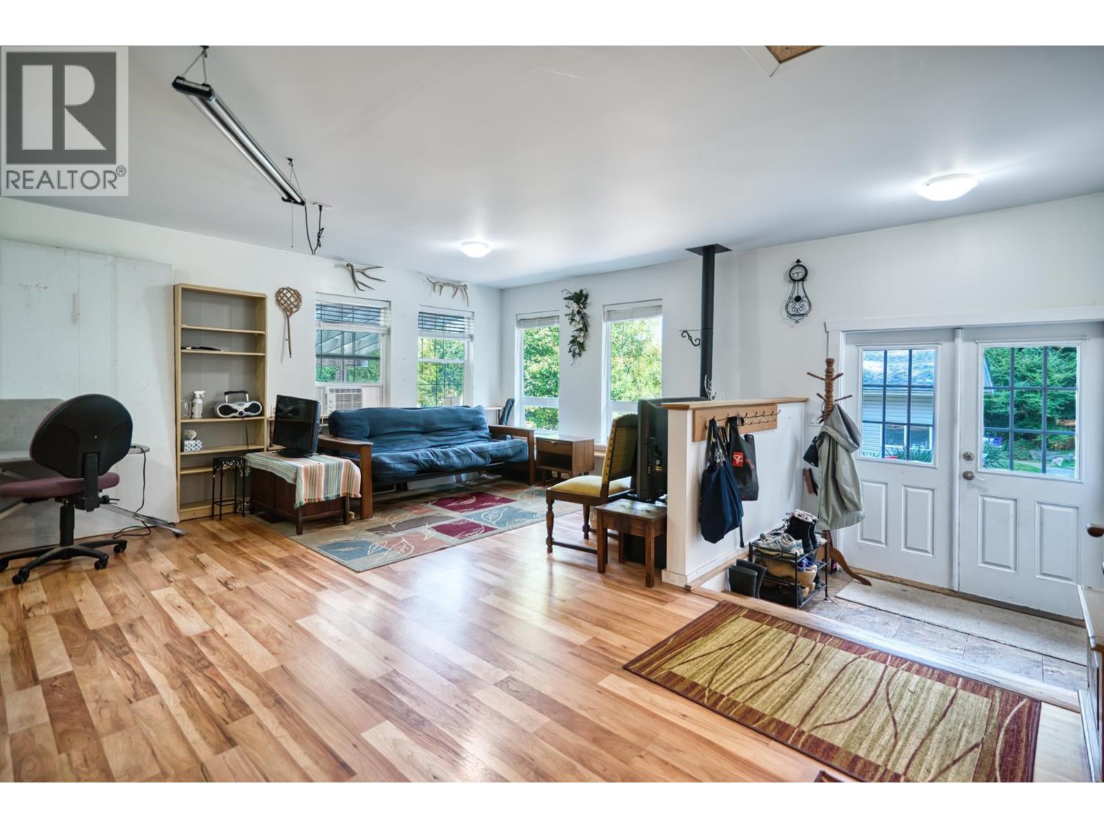 7955 CONNOR ROAD, Halfmoon Bay