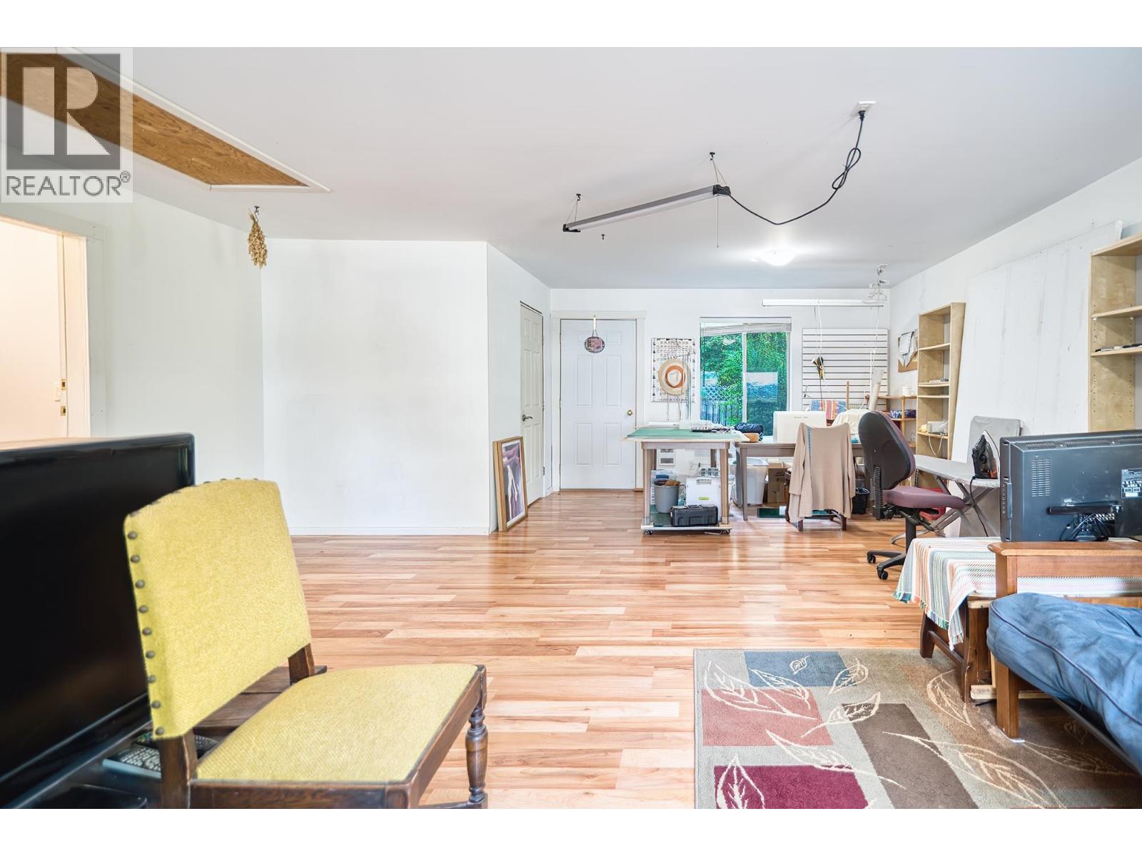 7955 CONNOR ROAD, Halfmoon Bay