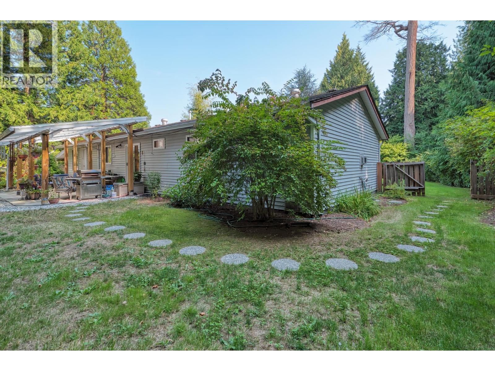 7955 CONNOR ROAD, Halfmoon Bay