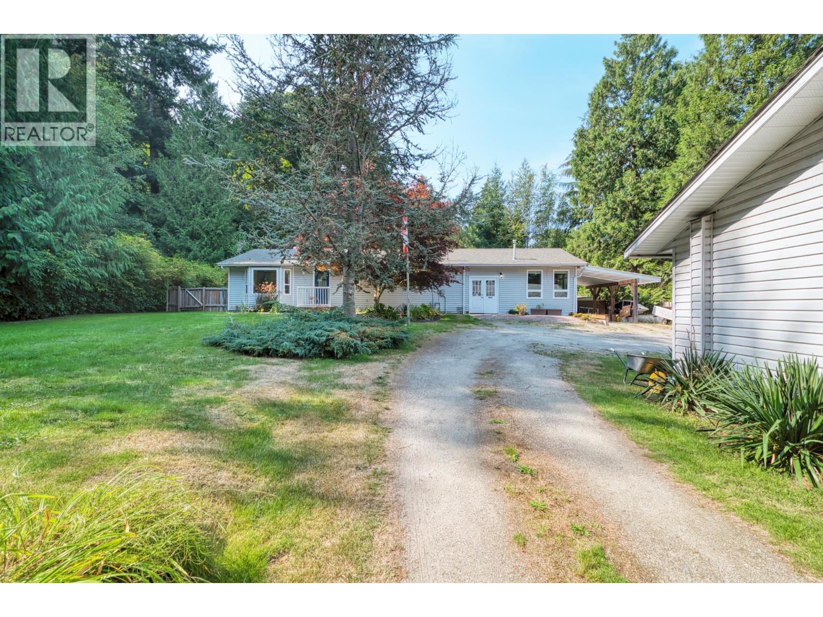 7955 CONNOR ROAD, Halfmoon Bay