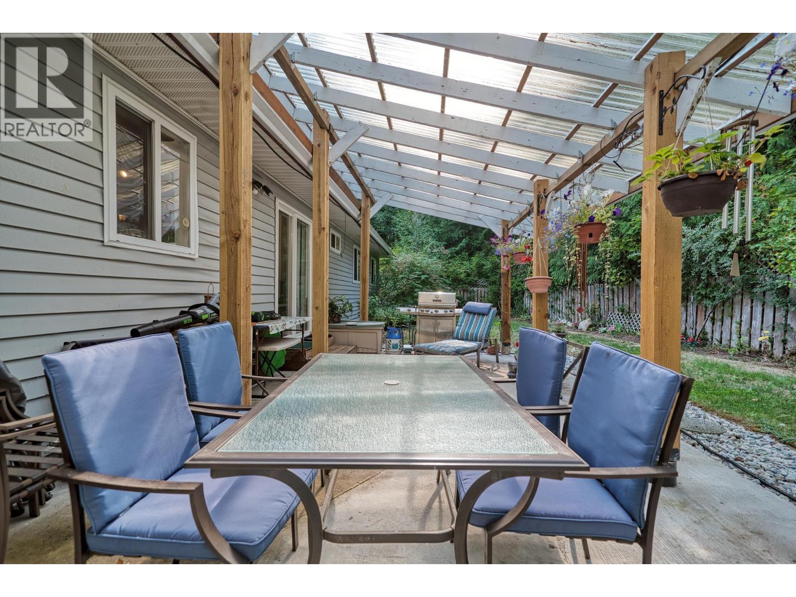 7955 CONNOR ROAD, Halfmoon Bay