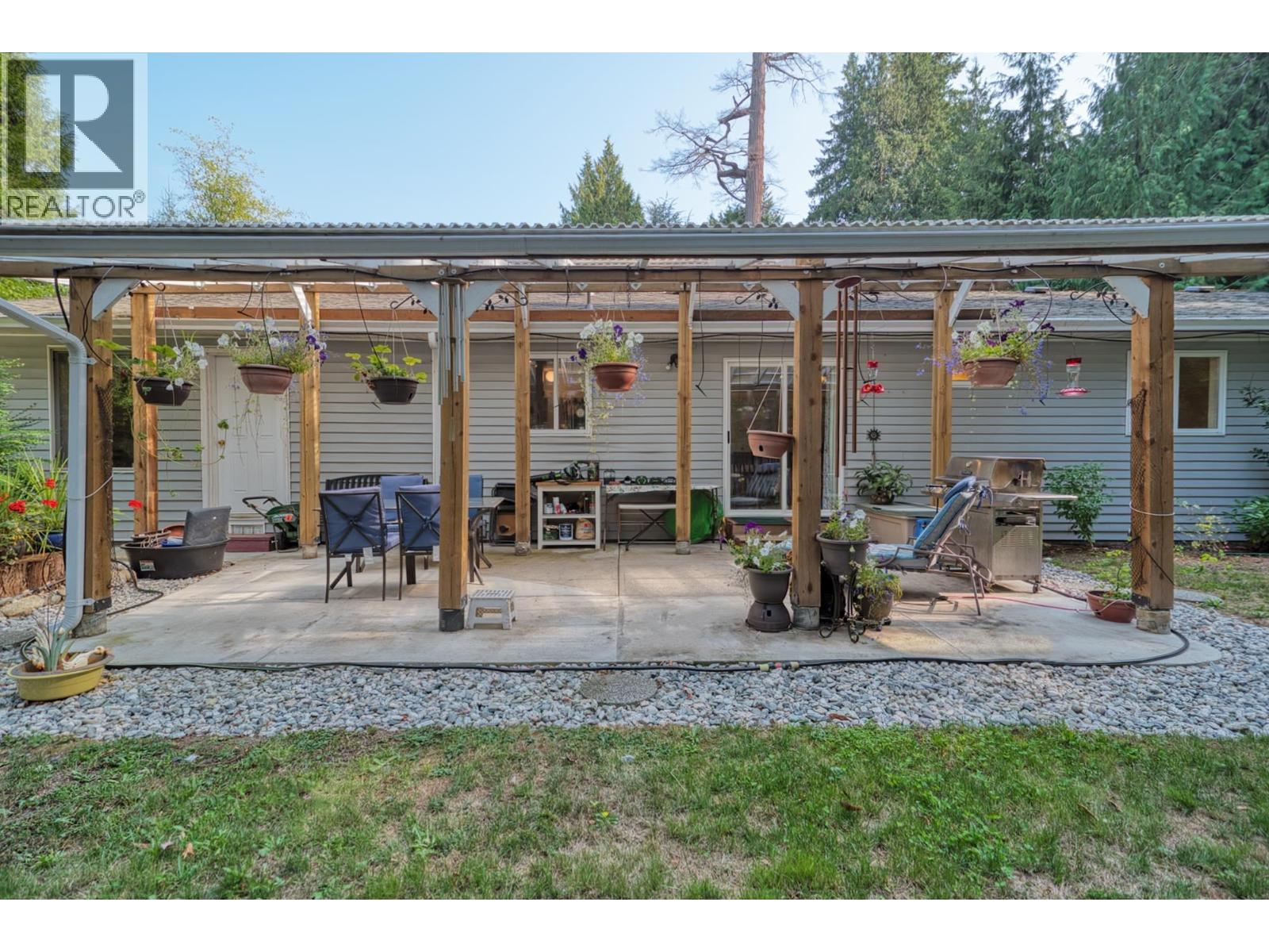 7955 CONNOR ROAD, Halfmoon Bay