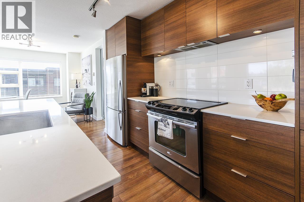409 1679 LLOYD STREET, North Vancouver