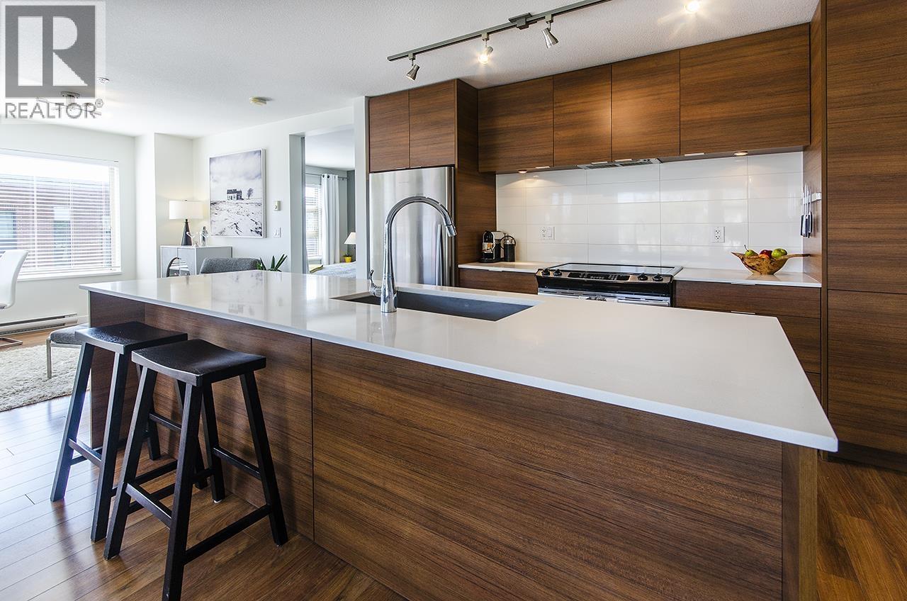 409 1679 LLOYD STREET, North Vancouver