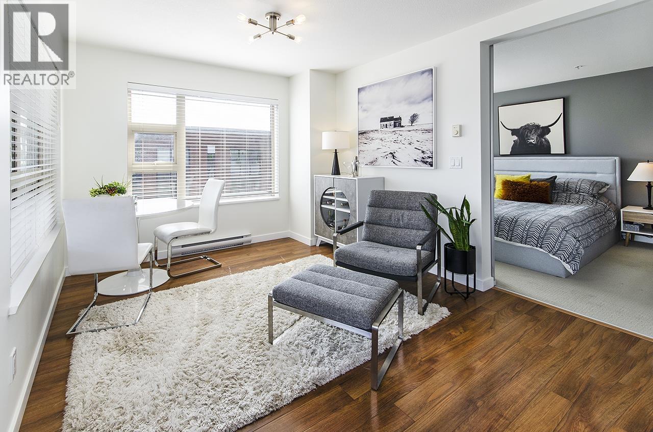 409 1679 LLOYD STREET, North Vancouver