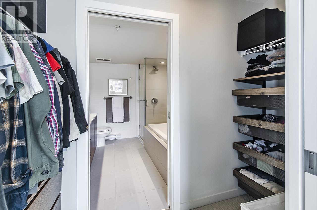 409 1679 LLOYD STREET, North Vancouver