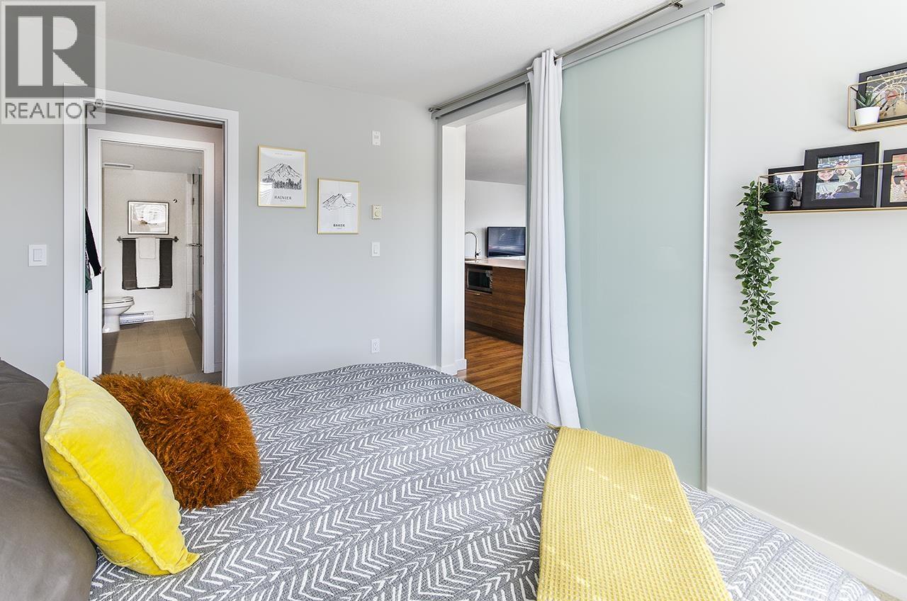 409 1679 LLOYD STREET, North Vancouver