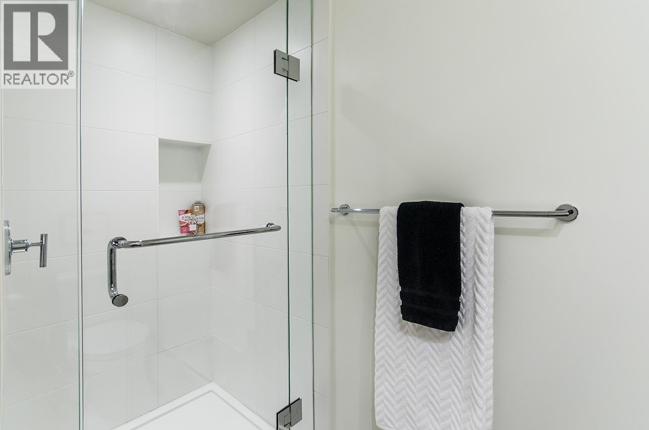 409 1679 LLOYD STREET, North Vancouver