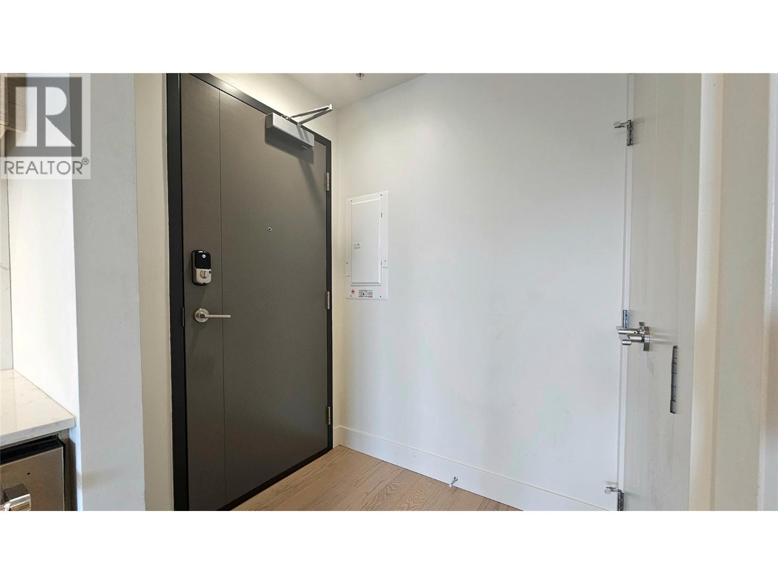 609 1191 Sunset Drive, Kelowna