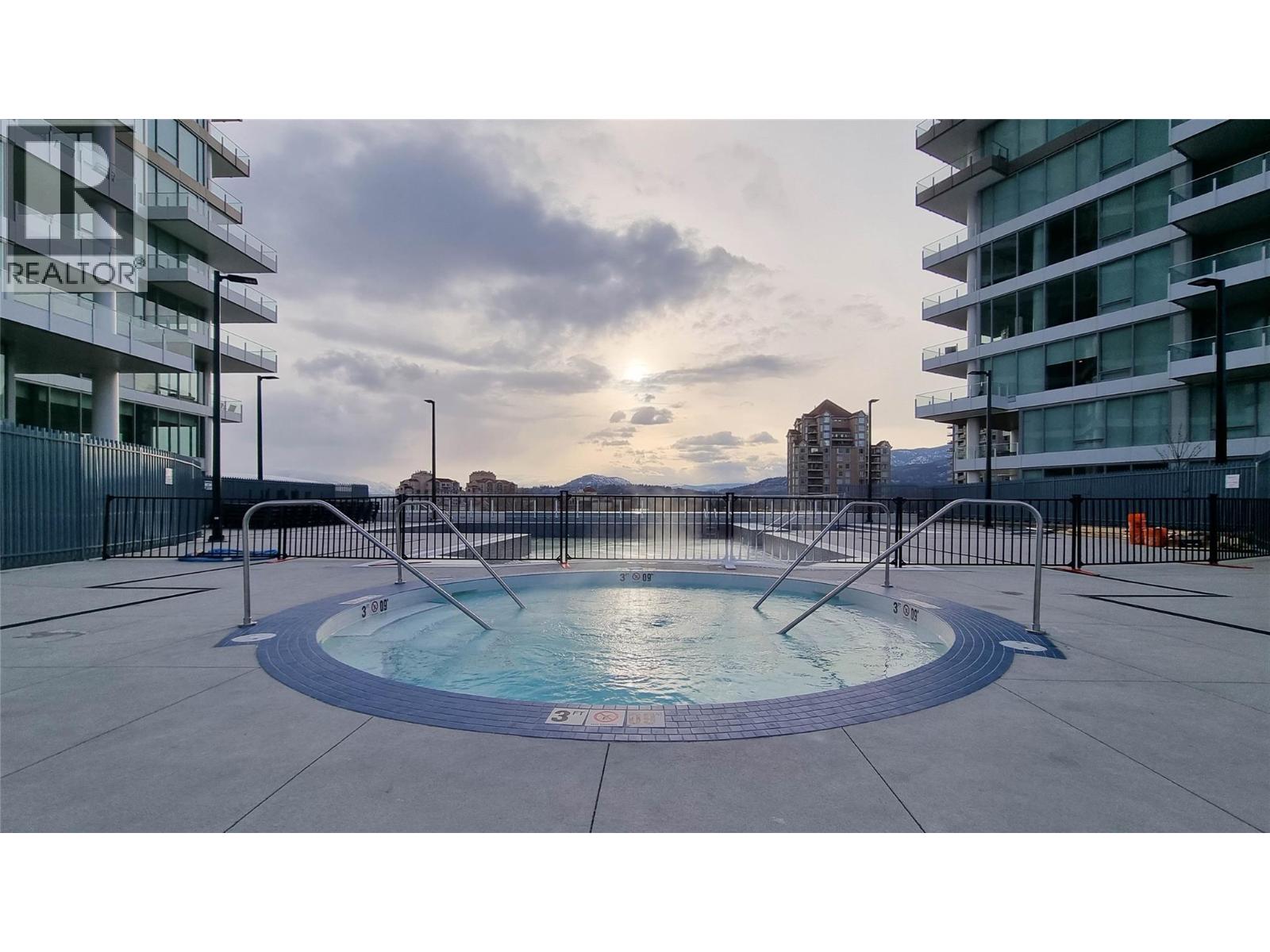 609 1191 Sunset Drive, Kelowna
