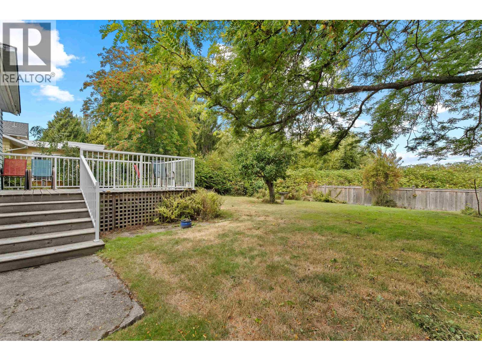 5823 17A AVENUE, Delta