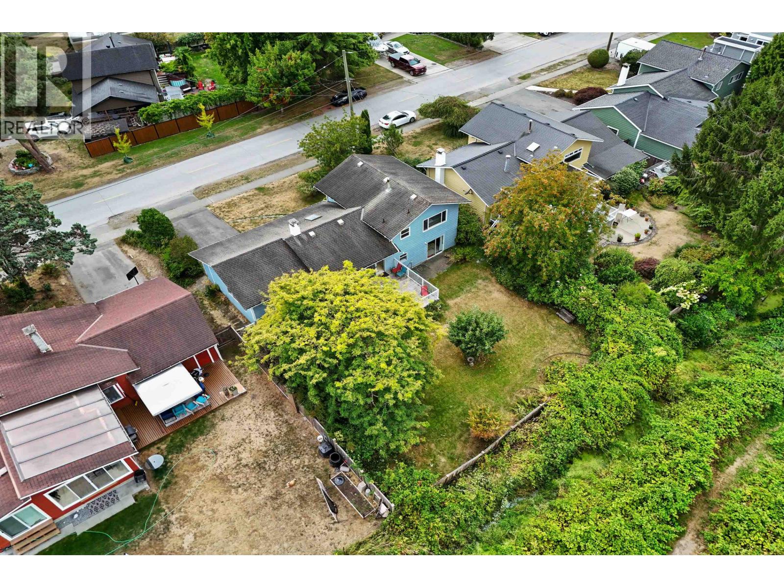 5823 17A AVENUE, Delta