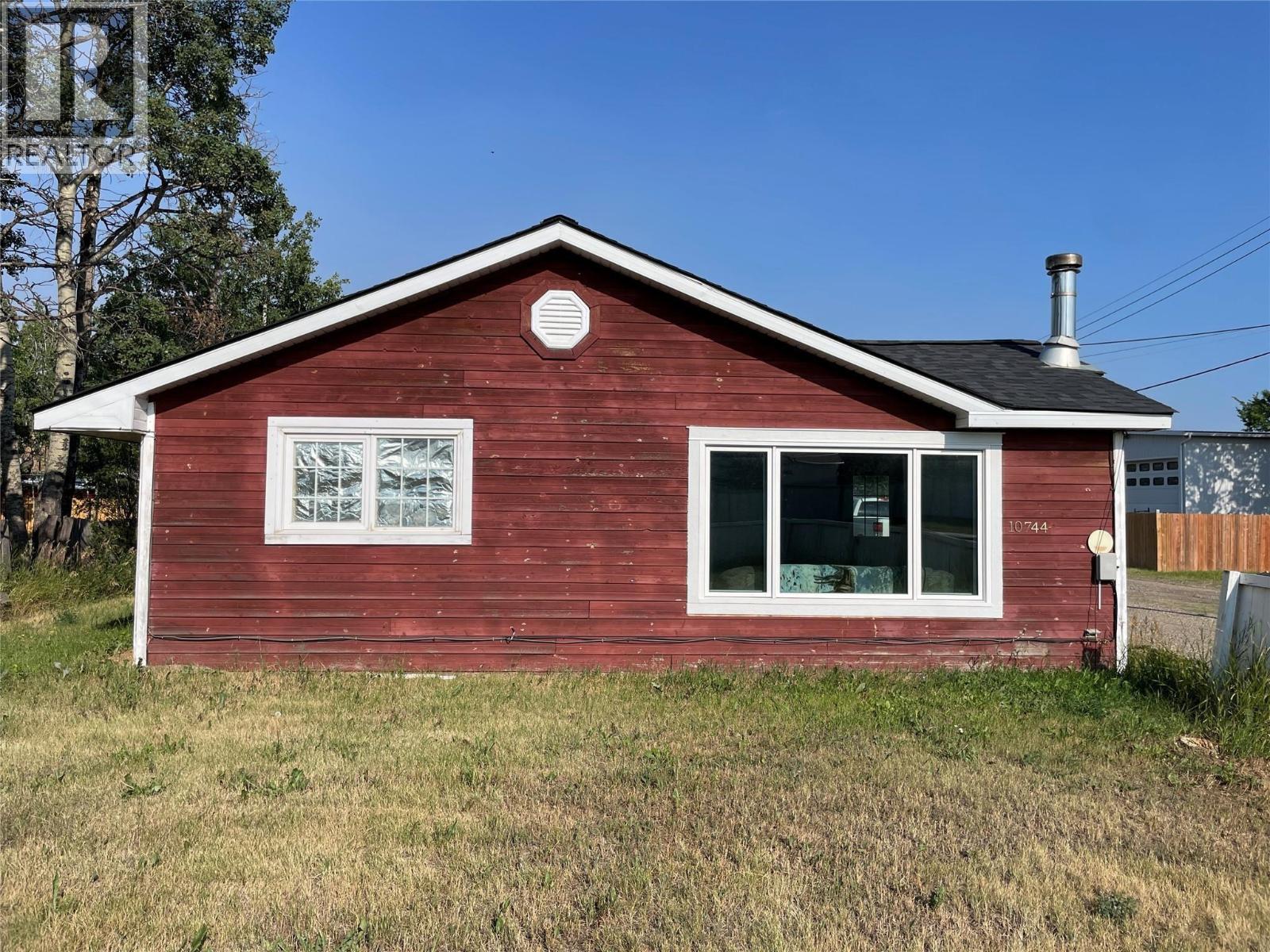 10744 17 Street, Dawson Creek