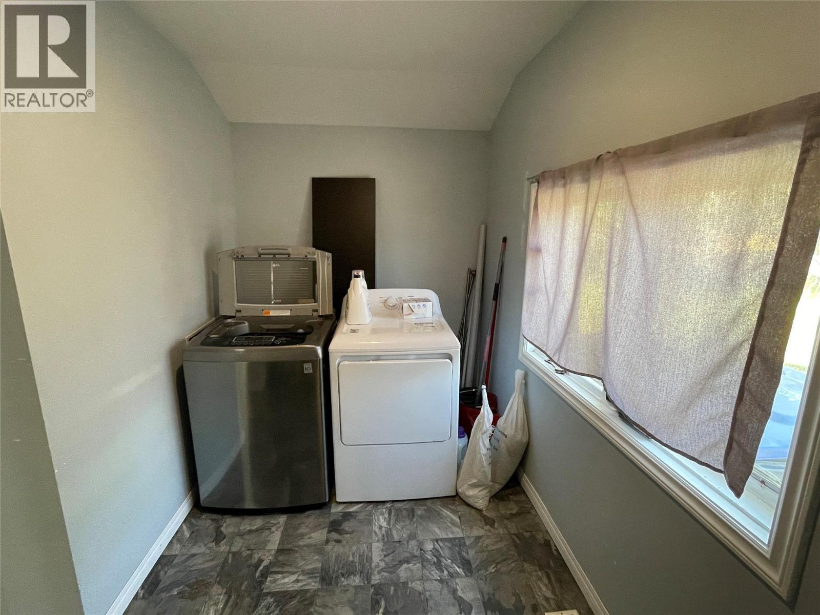 10744 17 Street, Dawson Creek
