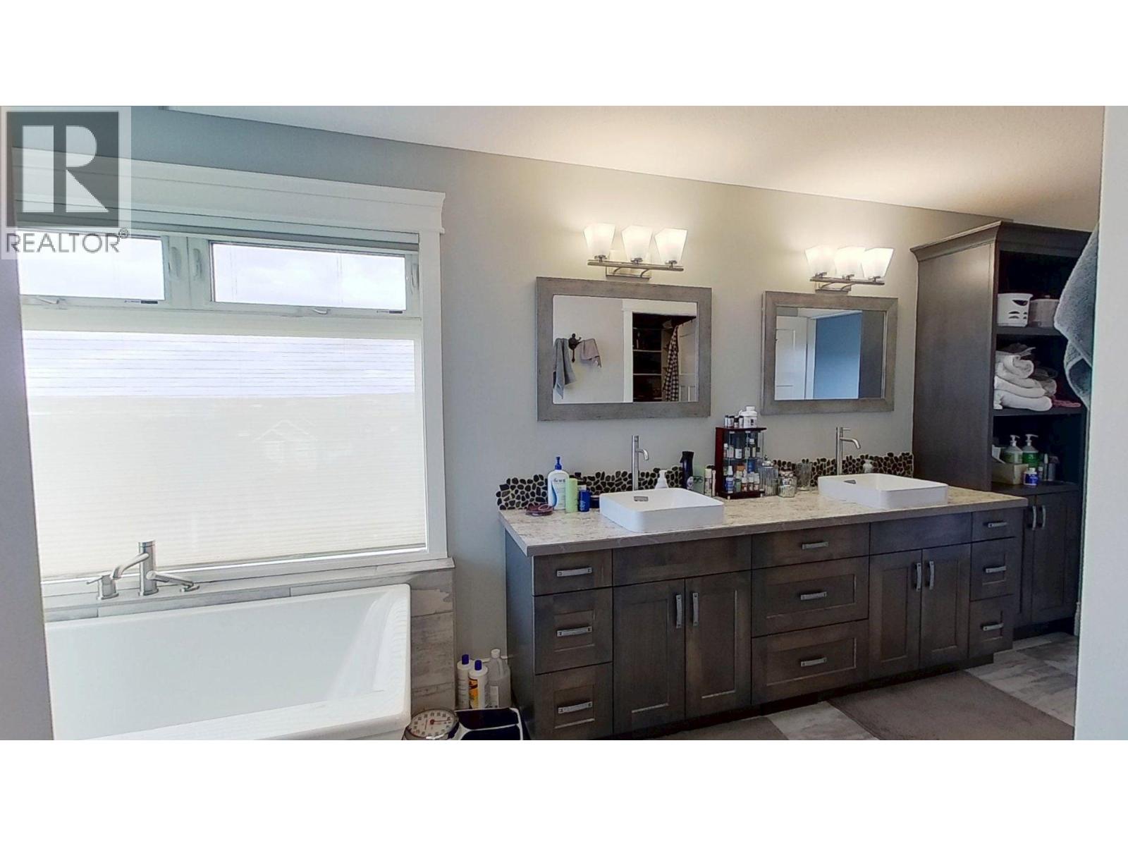 10604 108 STREET, Fort St. John