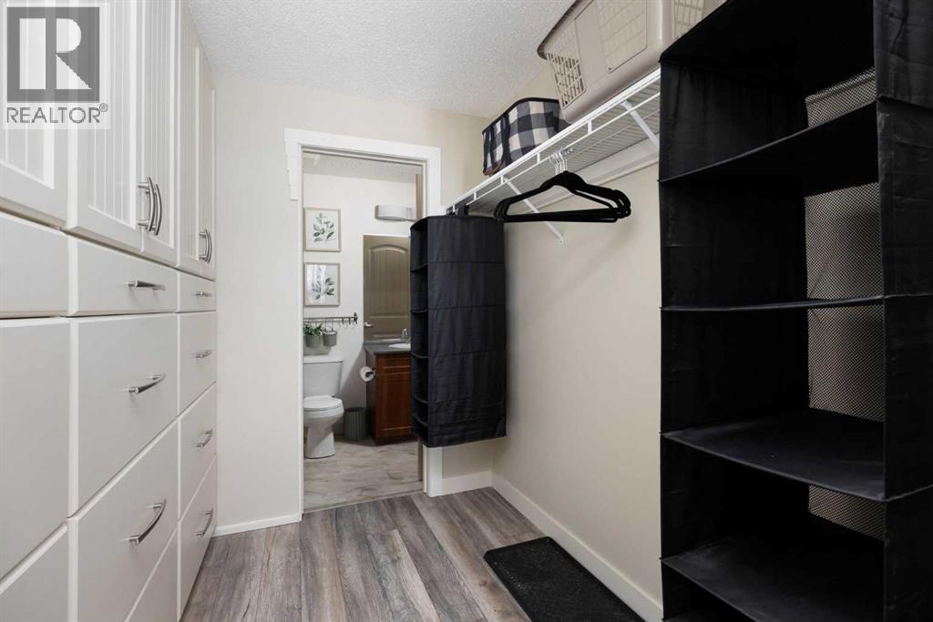 204 Sparrow Hawk Drive, Fort McMurray