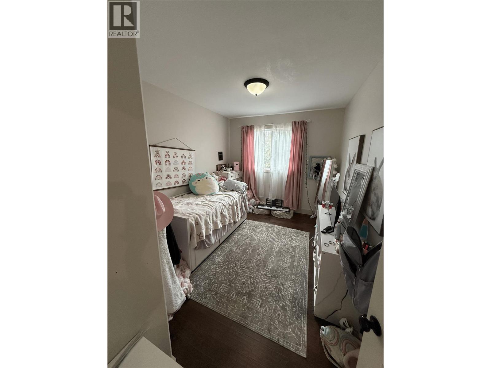 6986 South Moberly Lake Road, Moberly Lake