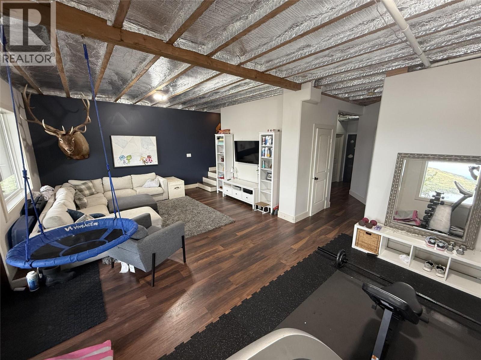 6986 South Moberly Lake Road, Moberly Lake