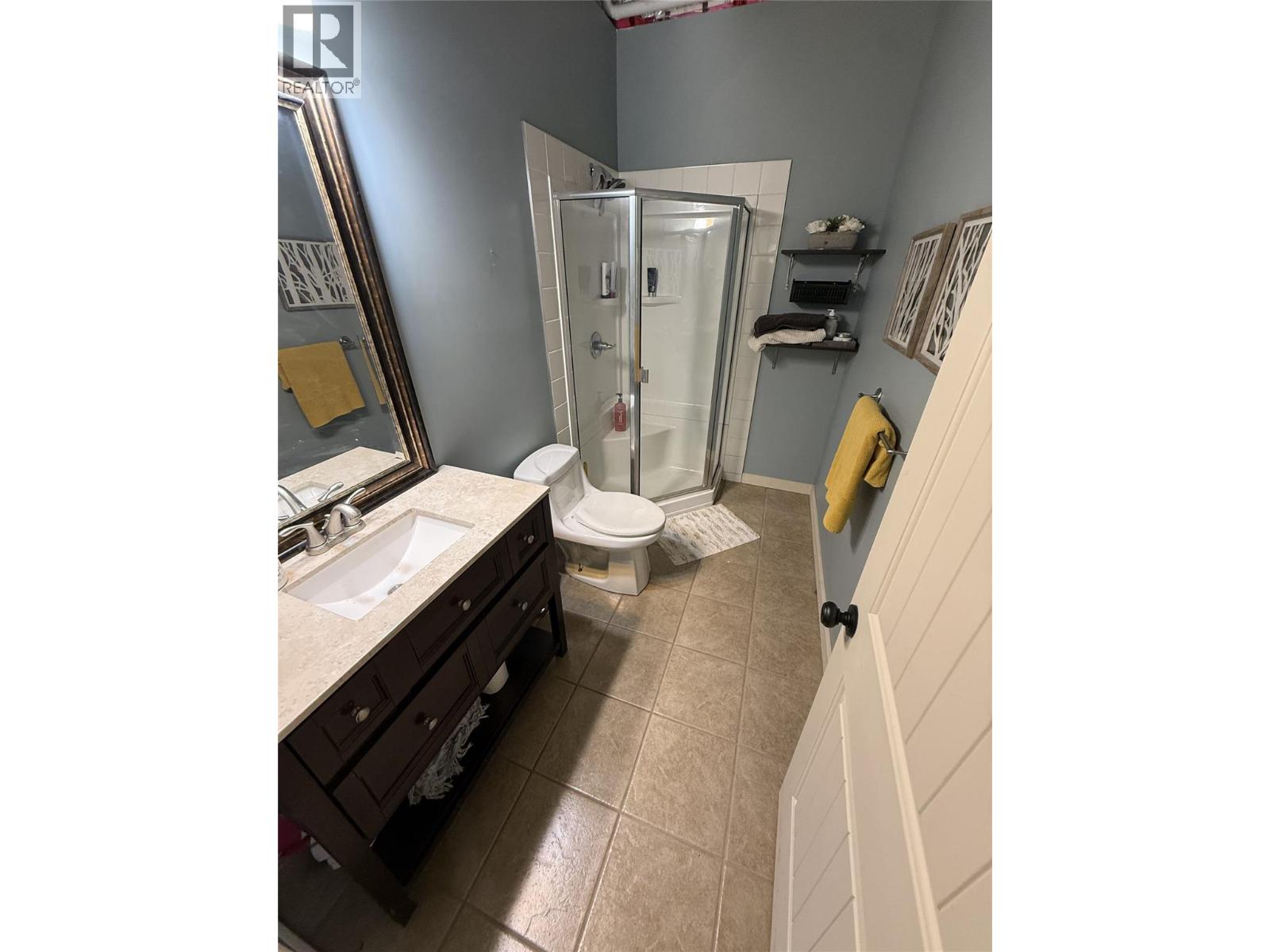 6986 South Moberly Lake Road, Moberly Lake