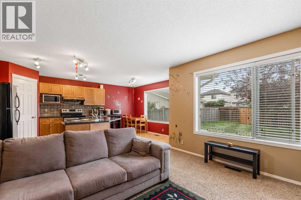 Single Family House for Sale in  Covewood Manor NE Coventry Hills Calgary 