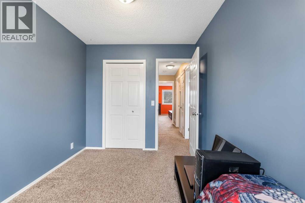 Single Family House for Sale in  Covewood Manor NE Coventry Hills Calgary 