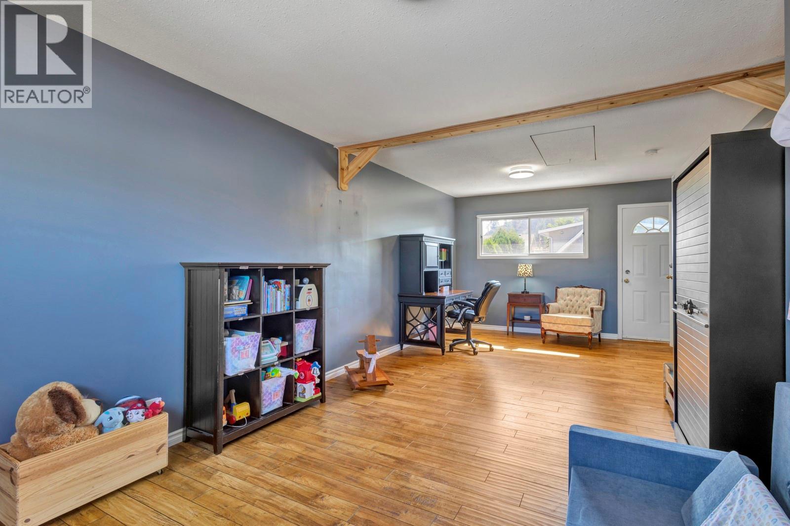  2917 Springfield Road, Kelowna
