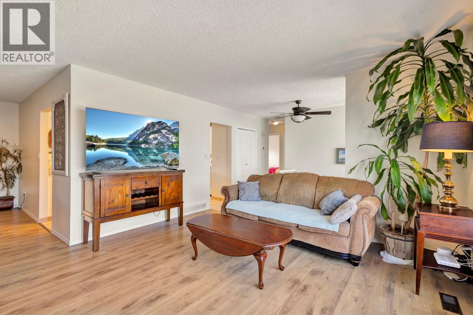  2917 Springfield Road, Kelowna