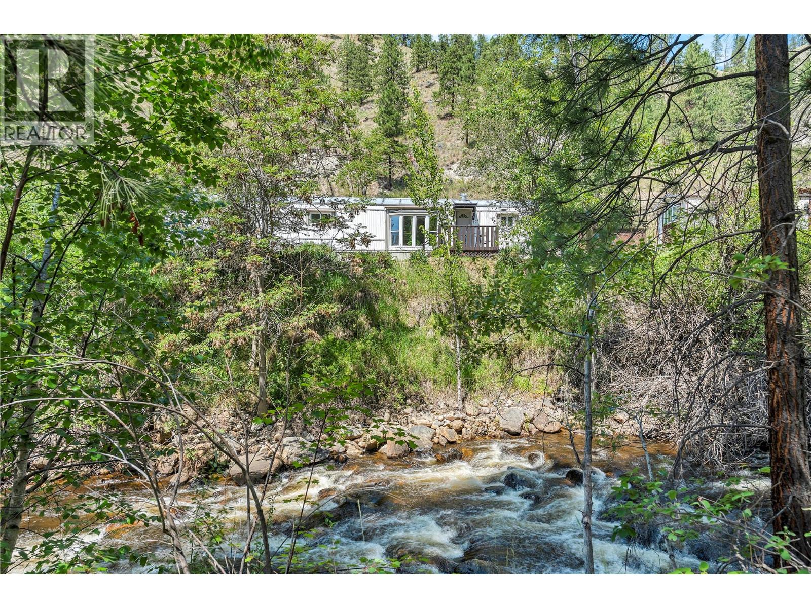 #305-1701 Penticton Avenue, Penticton