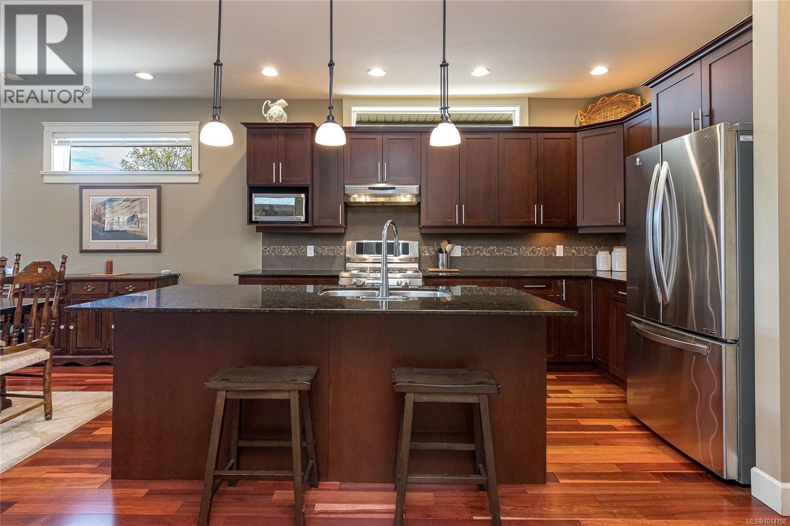 12 551 Bezanton Way, Colwood