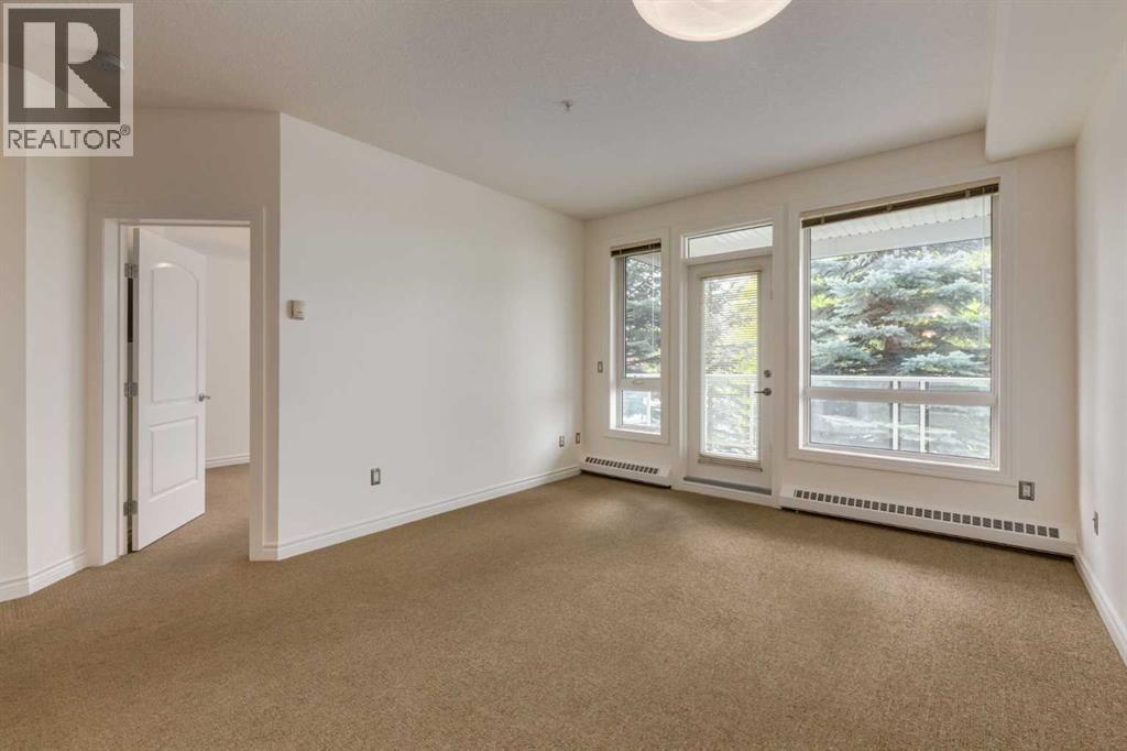 Single Family House for Sale in    Avenue NW Varsity Calgary 