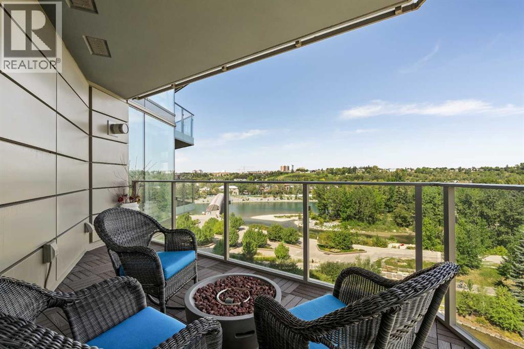 Single Family House for Sale in    Avenue SW Eau Claire Calgary 