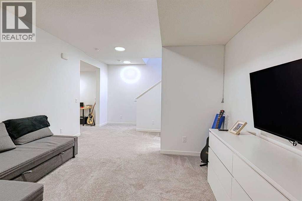 Single Family House for Sale in  Arbour Lake Rise NW Arbour Lake Calgary 