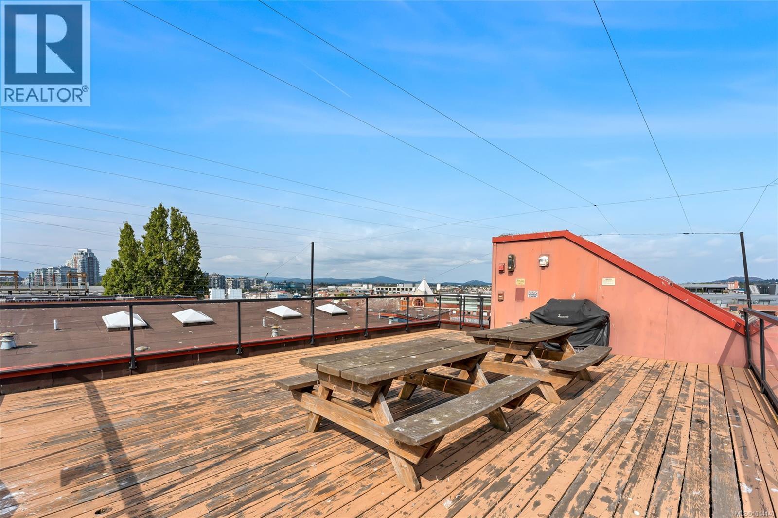 203 562 Yates Street, Victoria