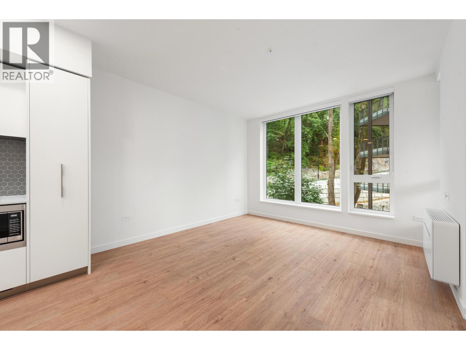 401 1506 SCOTT CRESCENT, Squamish