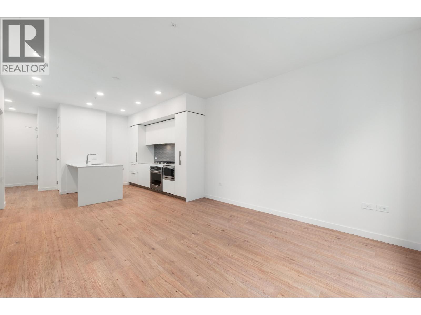 401 1506 SCOTT CRESCENT, Squamish