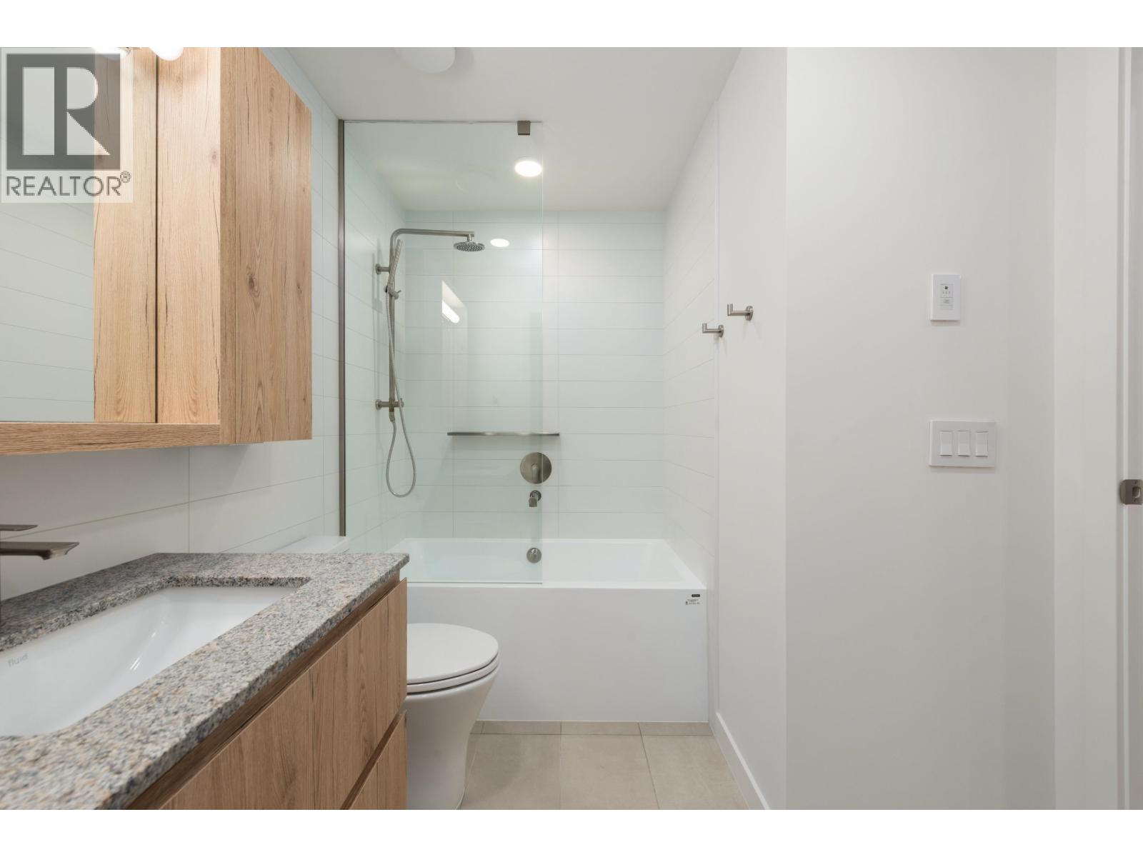 401 1506 SCOTT CRESCENT, Squamish