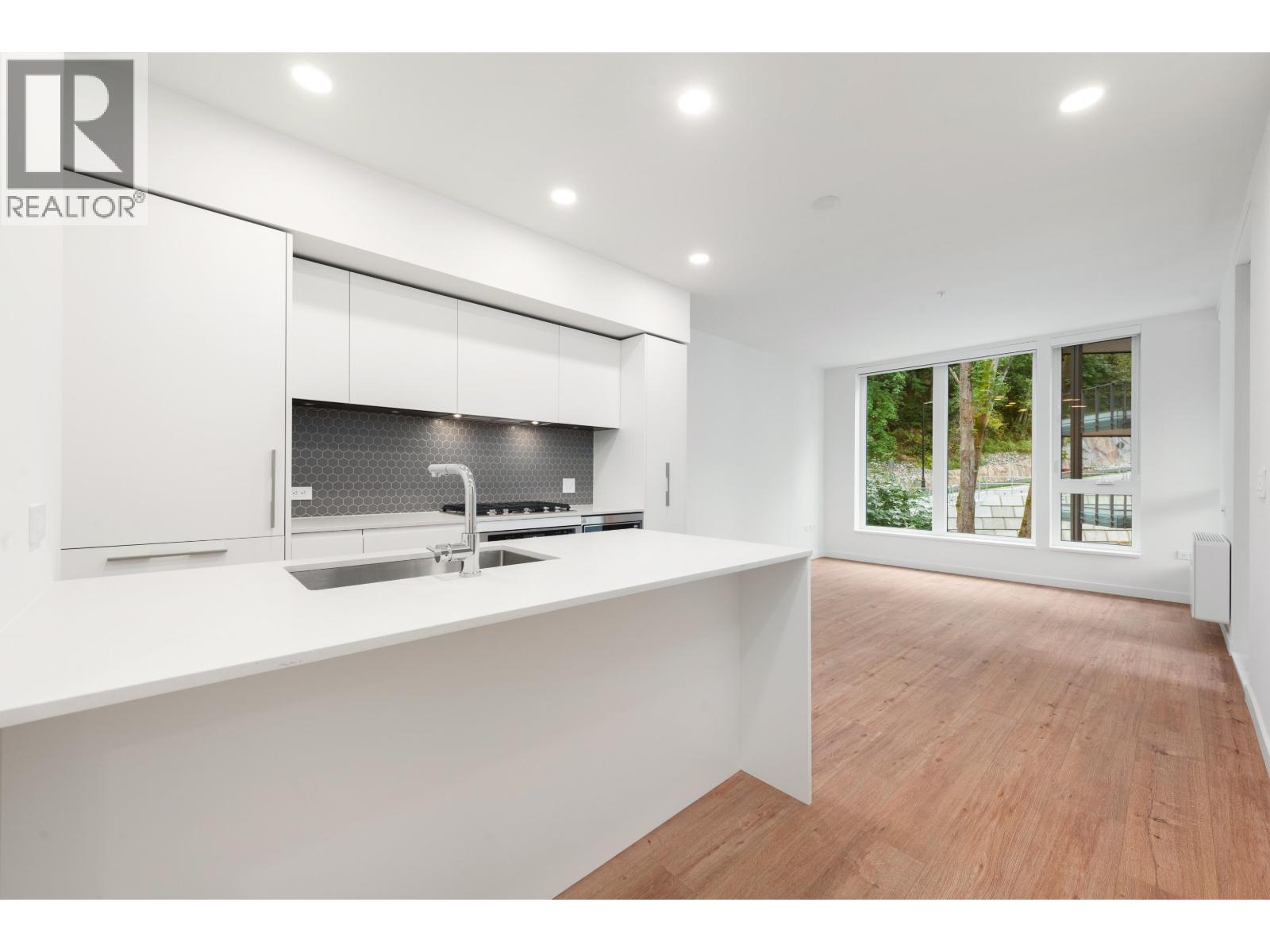 401 1506 SCOTT CRESCENT, Squamish