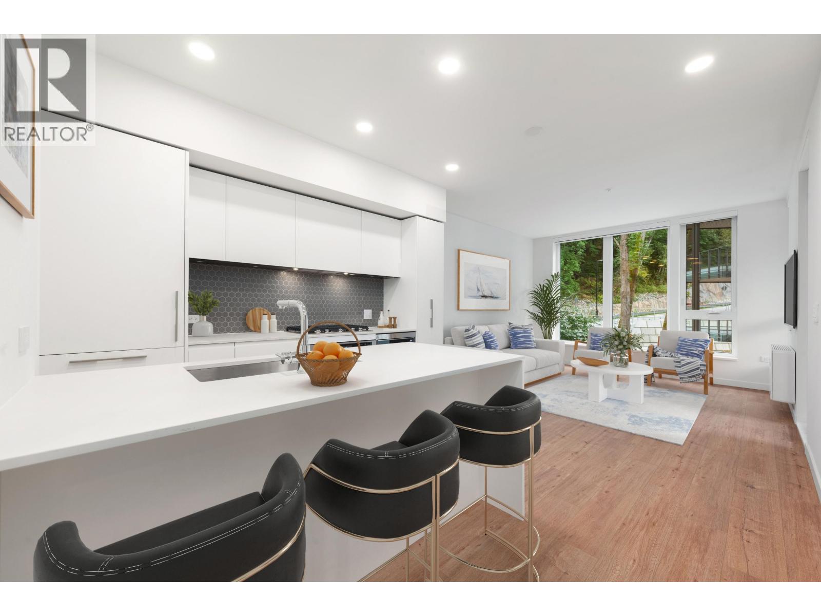 401 1506 SCOTT CRESCENT, Squamish