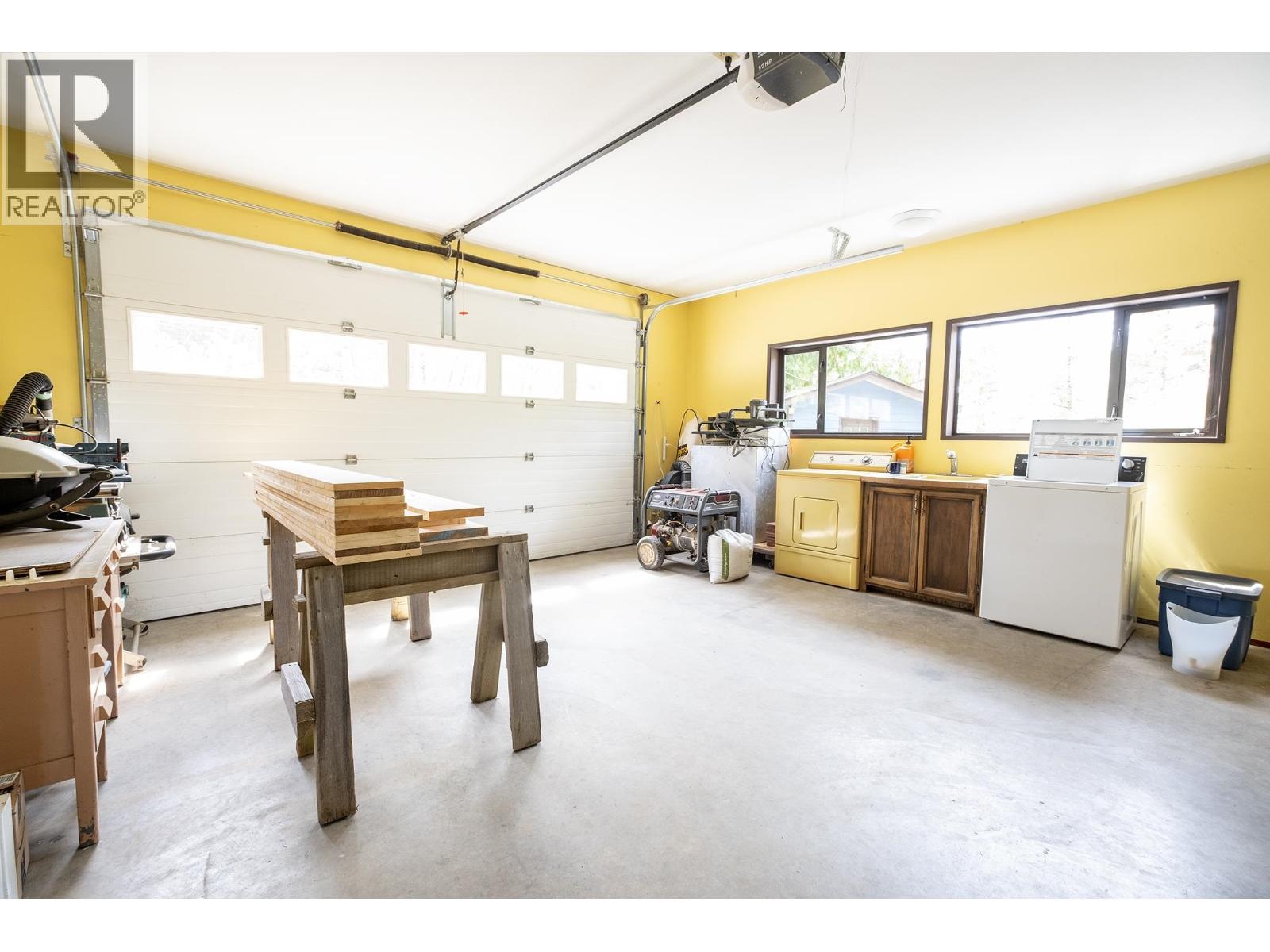 11832 SUNSHINE COAST HIGHWAY, Pender Harbour