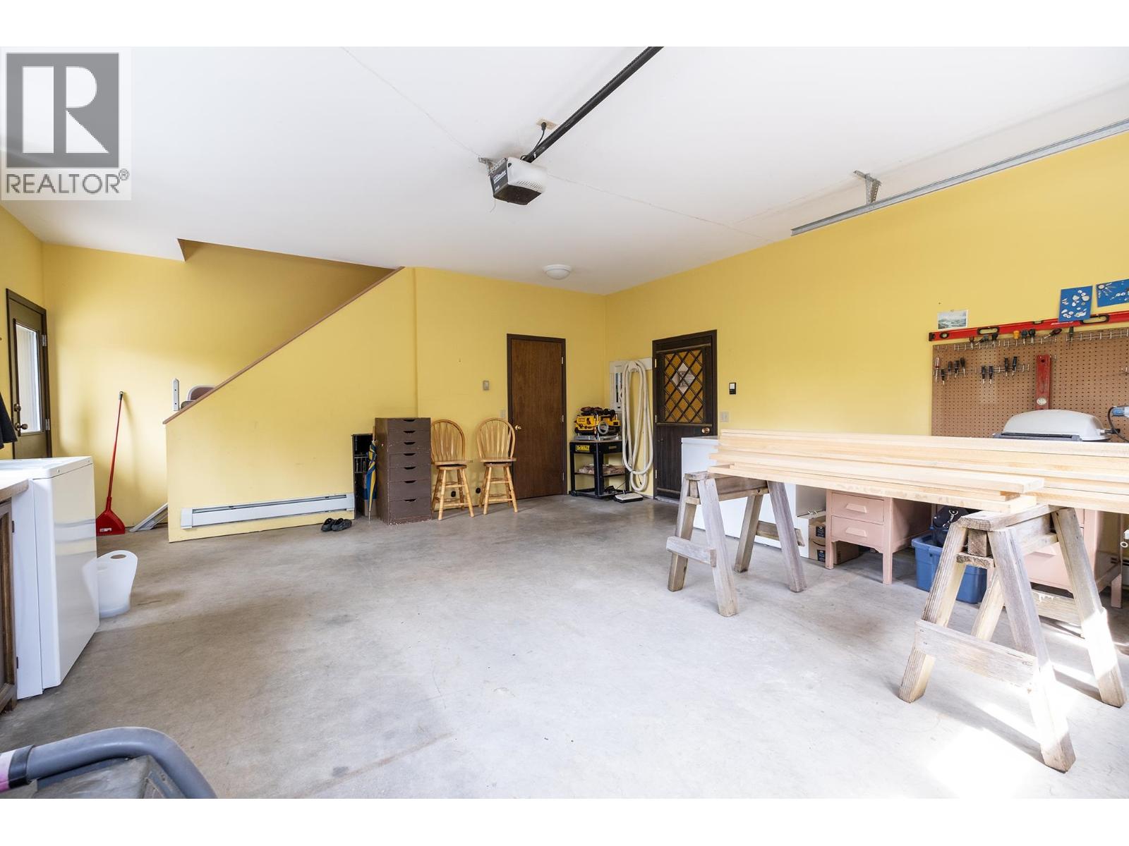 11832 SUNSHINE COAST HIGHWAY, Pender Harbour
