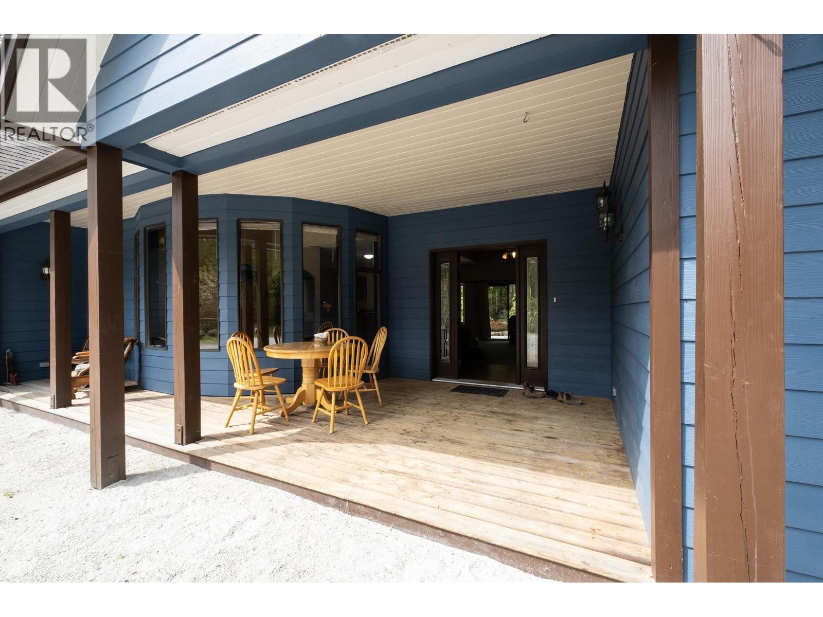 11832 SUNSHINE COAST HIGHWAY, Pender Harbour