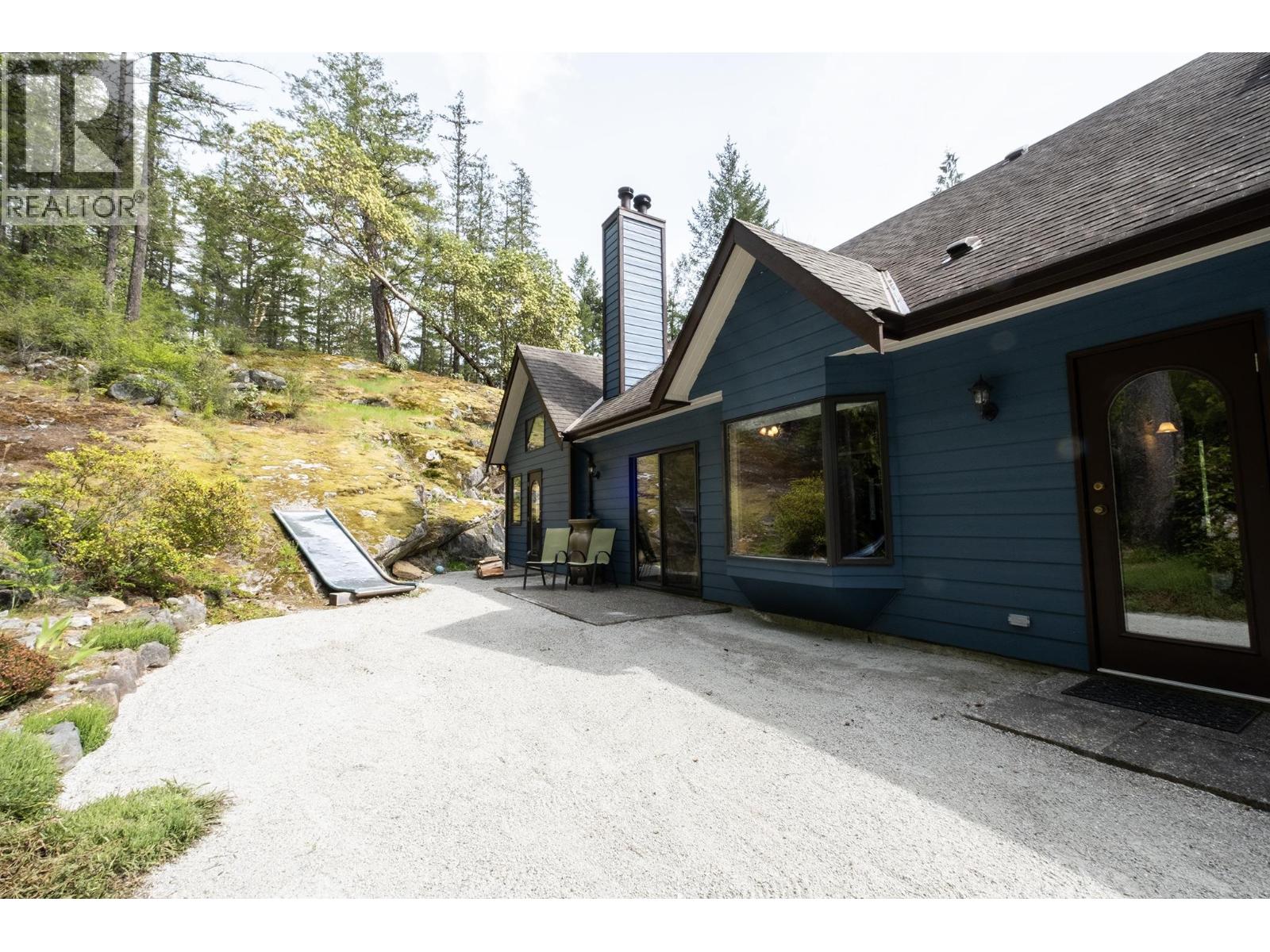 11832 SUNSHINE COAST HIGHWAY, Pender Harbour
