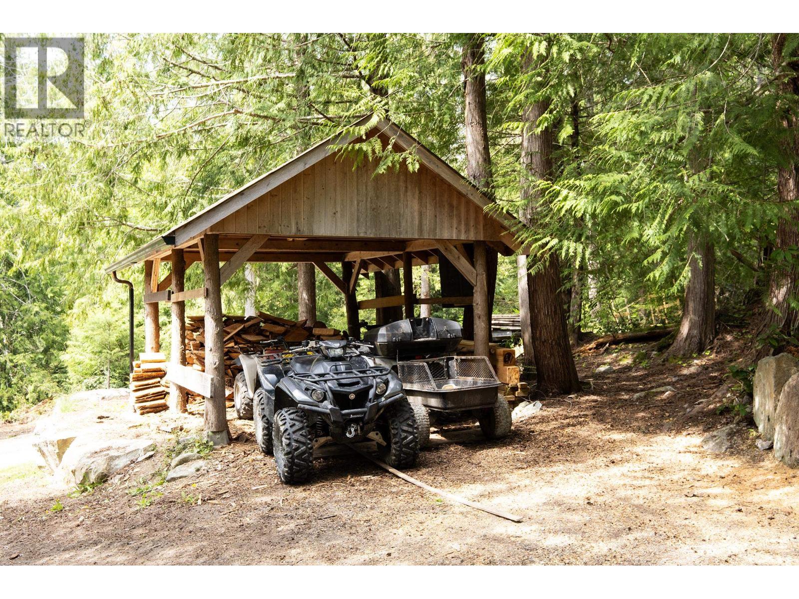11832 SUNSHINE COAST HIGHWAY, Pender Harbour